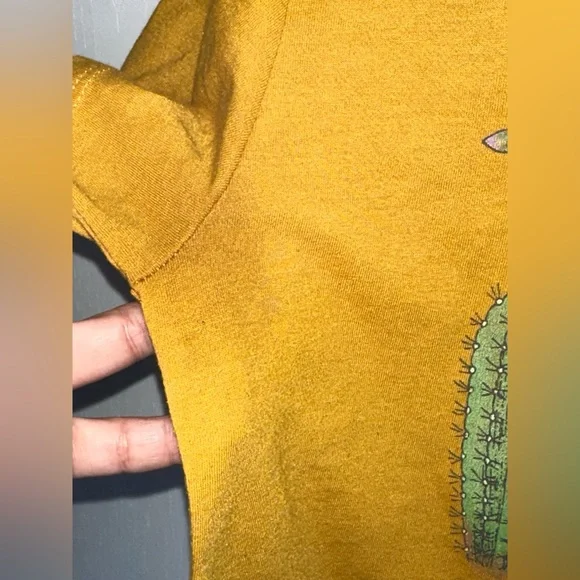 Fifth Sun Women’s Mustard Succulent Tee Size M - Picture 2 of 5